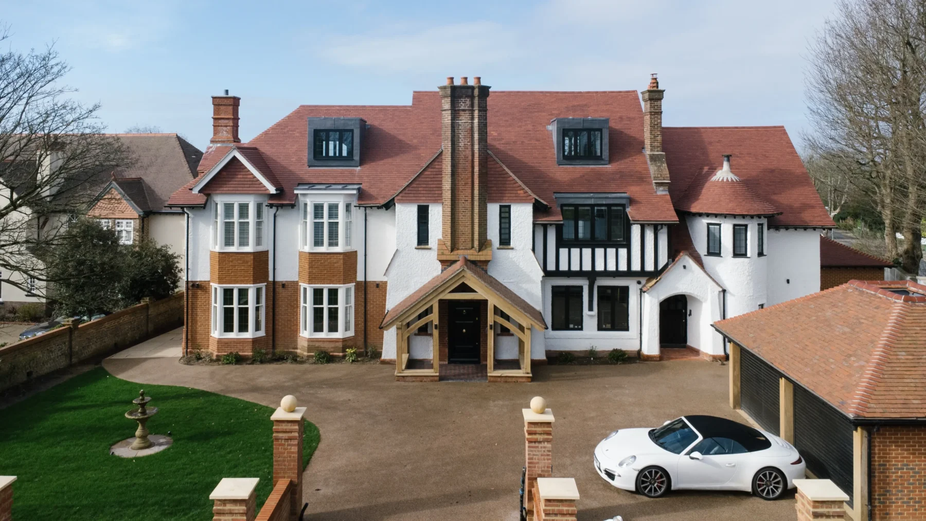 The front of a house and driveway